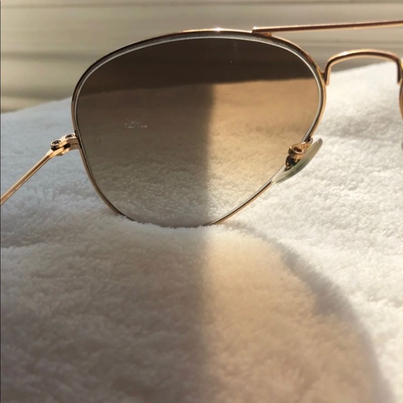 Ray-Ban Aviators - Picture 8 of 14